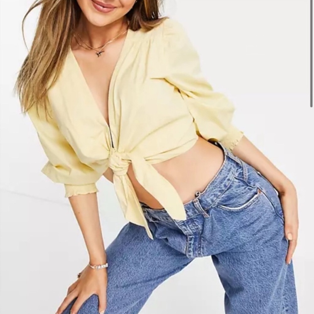 Abercrombie and Fitch Tie Front Crop Top